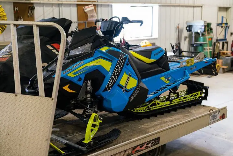 8 Important Things to Know About 2Stroke Snowmobiles PlayedOnIce