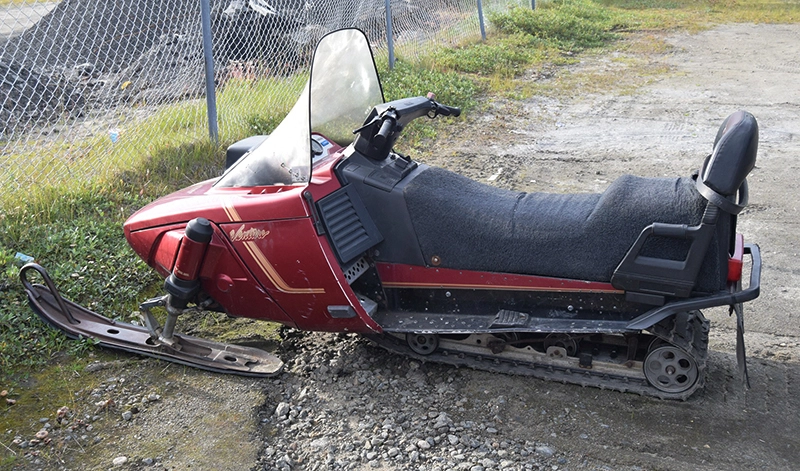 how to start a snowmobile after sitting